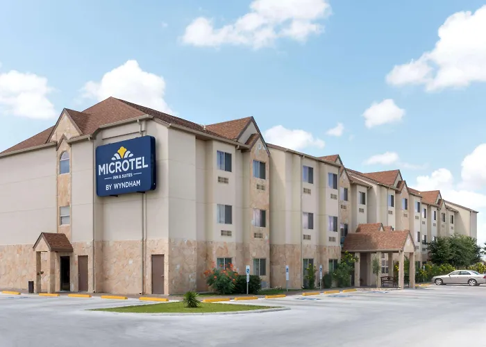 Microtel Inn And Suites Eagle Pass