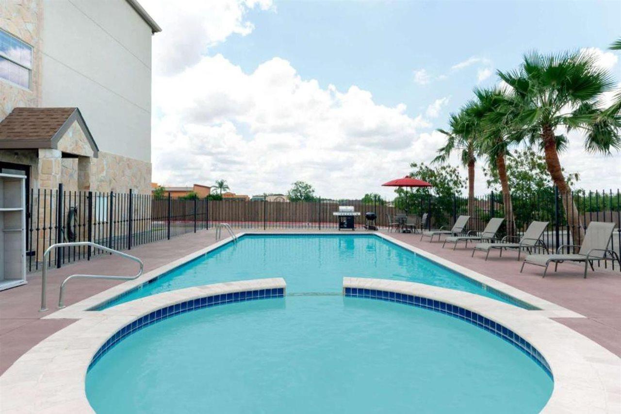 Microtel And Eagle Pass