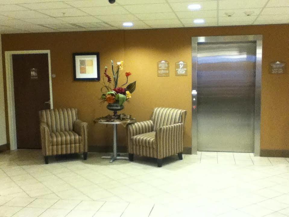 Microtel And Hotel Eagle Pass