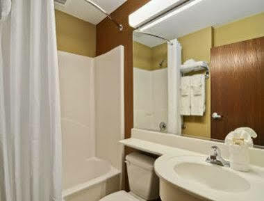 Microtel And 3*
